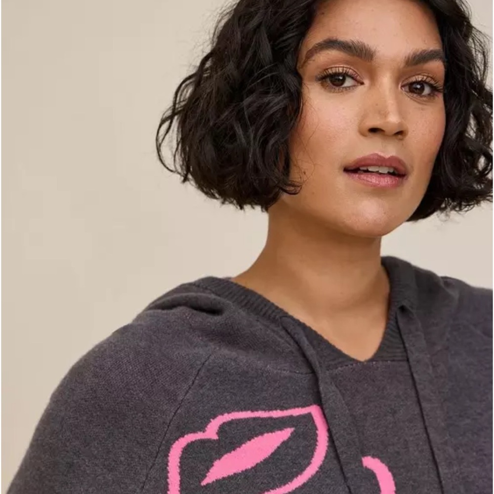 Gray Hoodie with Pink Heart and Ribbon Design - Picture 5 of 7